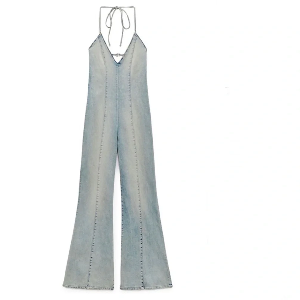 Zara BARBIE™ THE MOVIE ©WARNER BROS. DENIM HALTER JUMPSUIT - Picture 2 of 7